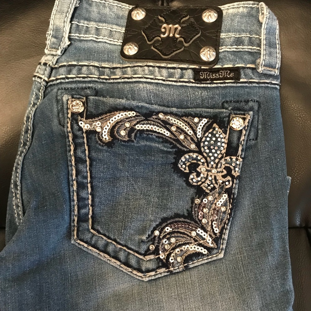 Miss Me Sequin Fleur Boot Cut Jean